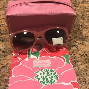 NWT!! Lilly Pulitzer Mani Sunglasses